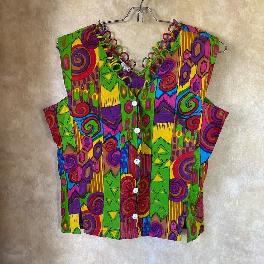 Colorful Geometric Patterned Top Button Front Fas… - image 1